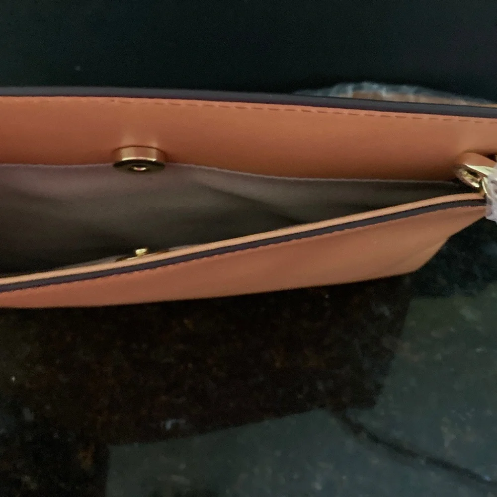 G.I.L.I. Leather Zip Convertible Pouch/Terra Smooth/Gold Tone/NEW/NEVER USED!